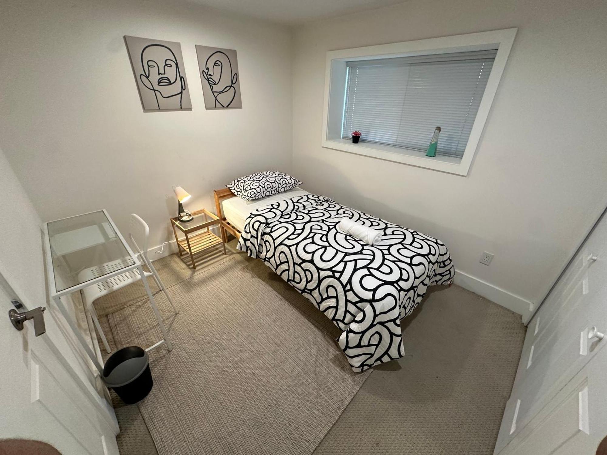 Private Room In A Shared House Vancouver Exterior foto
